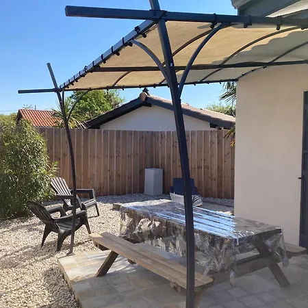 Maison d'hôtes Les Du Bassin D'arcachon- Accueil, Propreté-petit-déjeuner Sur Demande- Gujan-Mestras