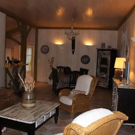 Maison d'hôtes Les Du Bassin D'arcachon- Accueil, Propreté-petit-déjeuner Sur Demande- Gujan-Mestras